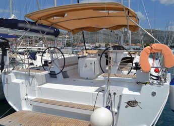 Chartern Sie segelboot in Marina Baotić - Oceanis 51.1 - 5 + 1 cab.