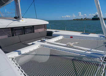 Chartern Sie katamaran in Compass Point Marina - Lagoon 450 S - 4 + 2 cab.