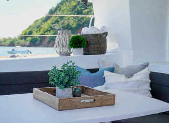 Chartern Sie katamaran in Compass Point Marina - Lagoon 450 S - 4 + 2 cab.