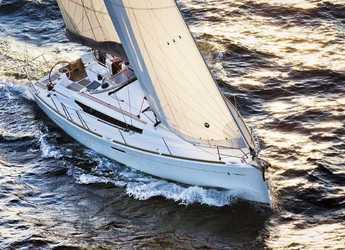 Rent a sailboat in Port Gocëk Marina - Sun Odyssey 389