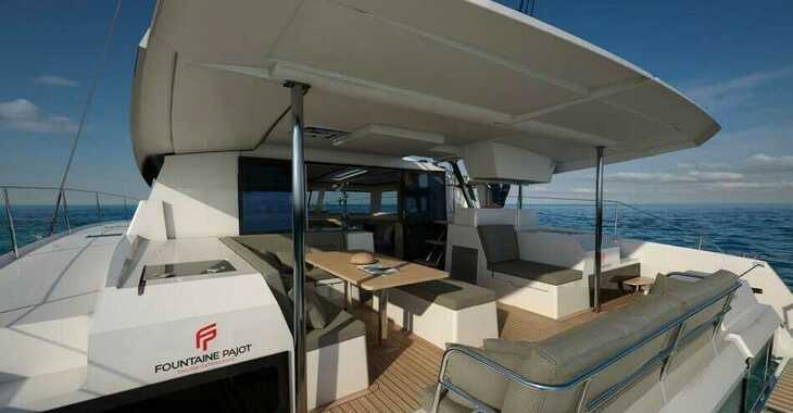 Rent a catamaran in Alimos Marina - Fountaine Pajot Saona 47 Quintet - 5 + 1 cab.