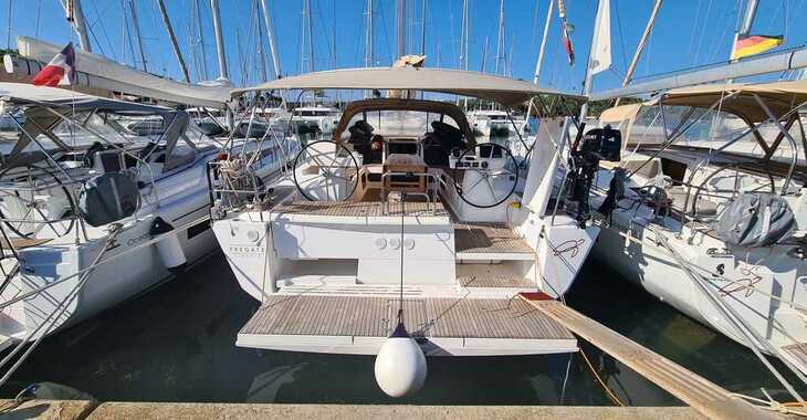 Rent a sailboat in ACI Pomer - Dufour 520 GL
