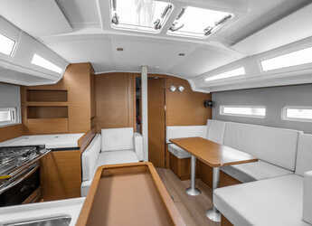 Alquilar velero en Lavrion Marina - Sun Odyssey 410