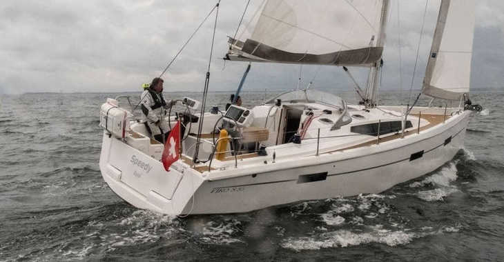 Chartern Sie segelboot in Marina Kremik - Viko S 35