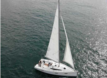 Rent a sailboat in Kremik Marina - Viko S 35