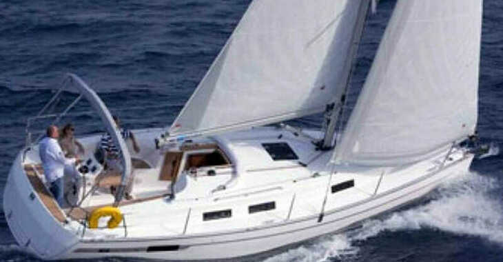 Rent a sailboat in Kremik Marina - Bavaria 36 Cruiser
