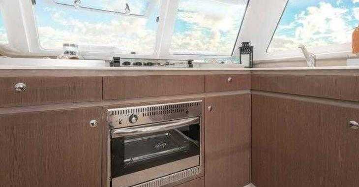 Rent a catamaran in Club Naútico de Sant Antoni de Pormany - Bali Catspace 