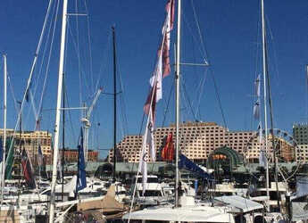 Rent a catamaran in Marina Le Marin - Bali 4.3 - 4 + 2 cab.