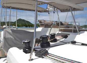 Rent a catamaran in Marina Le Marin - Fountaine Pajot Saona 47 Quintet - 5 + 1 cab.
