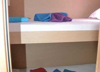 Rent a catamaran in Marina Le Marin - Fountaine Pajot Saona 47 Quintet - 5 + 1 cab.