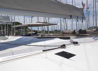 Rent a catamaran in Marina Le Marin - Fountaine Pajot Saona 47 Quintet - 5 + 1 cab.