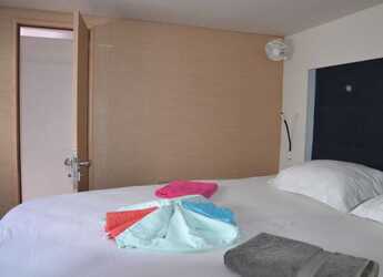 Rent a catamaran in Marina Le Marin - Fountaine Pajot Saona 47 Quintet - 5 + 1 cab.