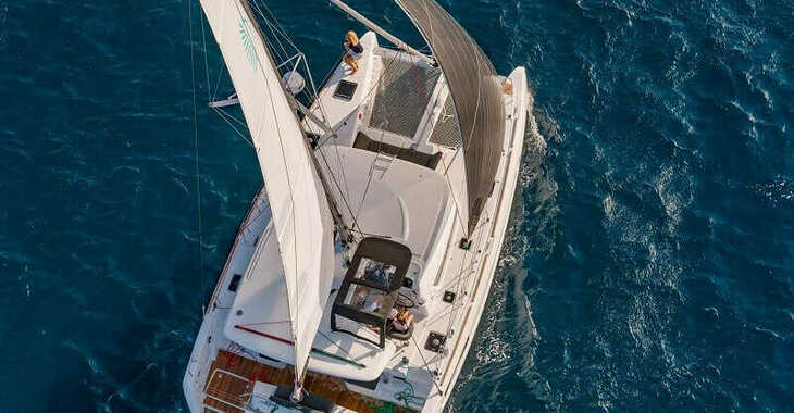 Rent a catamaran in Marina Gouvia - Lagoon 40 - 4 + 2 cab 