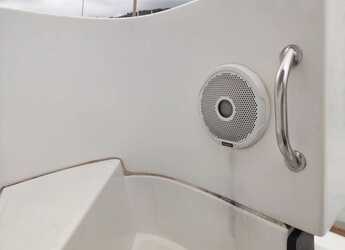 Rent a catamaran in Marina Le Marin - Lagoon 52 F - 6 + 2 cab.