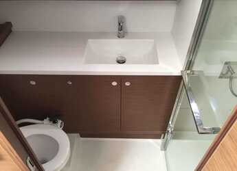 Rent a catamaran in Marina Le Marin - Lagoon 52 F - 6 + 2 cab.