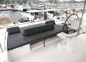 Rent a catamaran in Marina Le Marin - Lagoon 52 F - 6 + 2 cab.