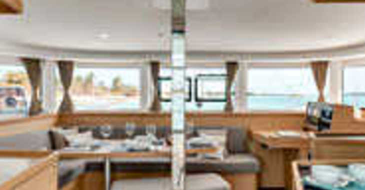 Rent a catamaran in Jolly Harbour - Lagoon 42 - 4 + 2 cab.