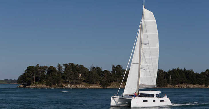 Rent a catamaran in Jolly Harbour - Nautitech 40 Open - 4 + 2 cab.
