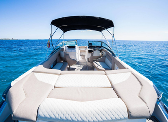 Louer bateau à moteur à Ibiza Magna - Four Winn 26