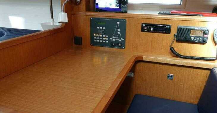 Chartern Sie segelboot in Marina di Portisco - Bavaria Cruiser 41