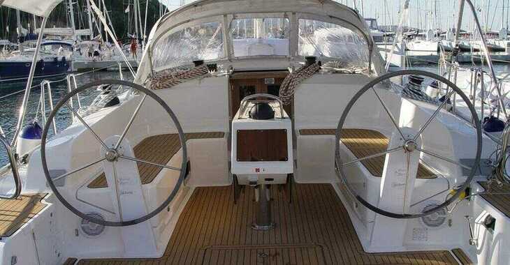 Rent a sailboat in Marina di Portisco - Bavaria Cruiser 46