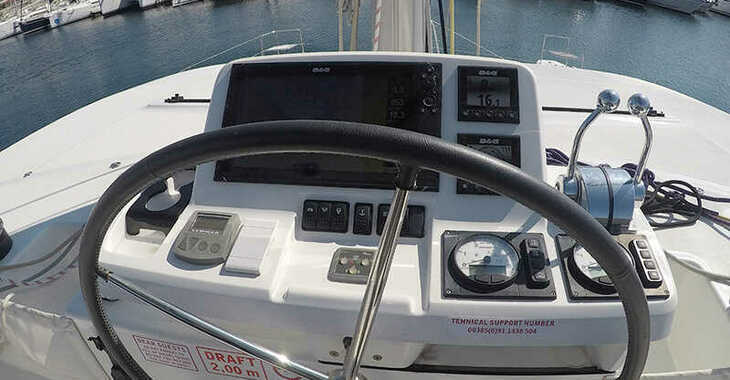 Rent a catamaran in Marina Mandalina - Lagoon 50