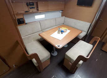 Alquilar velero en Marina Mandalina - Dufour 430 GL