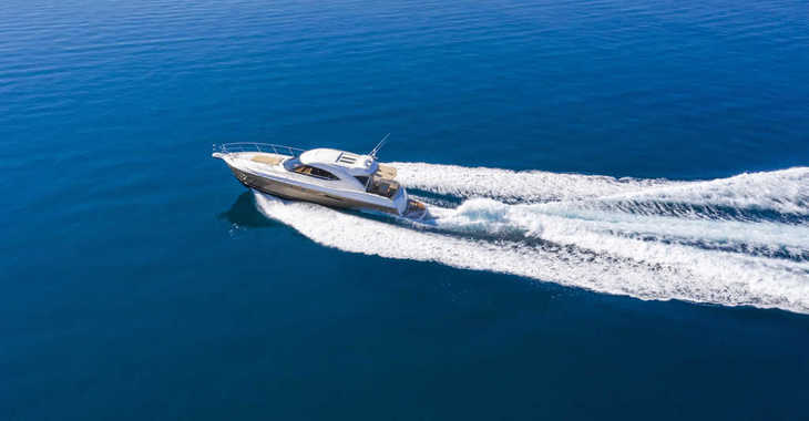 Rent a yacht in Marina Stobreč - Riviera 5000 Sport Yacht