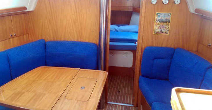 Louer voilier à Baska Voda - Elan 384 Impression