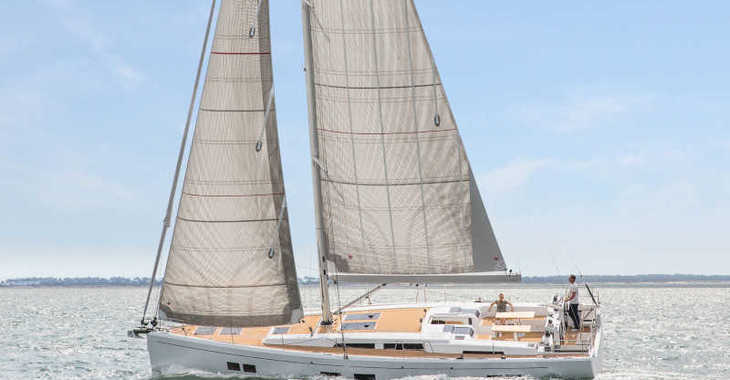 Louer voilier à Lavrion Marina - Hanse 548