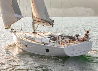 Rent a sailboat in Lavrion Marina - Hanse 458