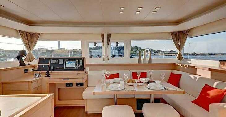 Rent a catamaran in Placencia - Lagoon 450 F - 4 + 2 cab.