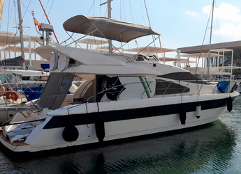 Chartern Sie yacht in Marina el Portet de Denia - Astondoa 45 Fly 