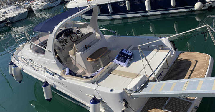 Rent a motorboat in Marina el Portet de Denia - Faeton 29 Scape