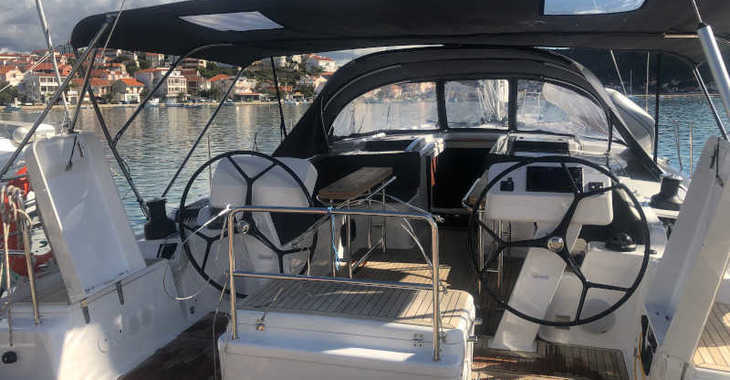 Rent a sailboat in Marina Frapa - Hanse 508