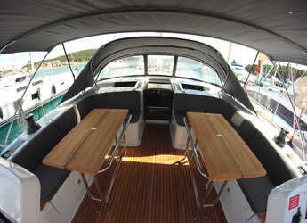 Rent a sailboat in Marina Frapa - Hanse 508