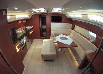 Rent a sailboat in Marina Frapa - Hanse 508