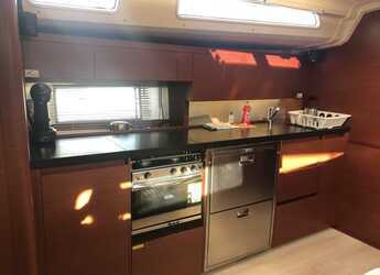 Rent a sailboat in Marina Frapa - Hanse 508