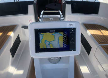 Rent a sailboat in Marina Frapa - Hanse 418