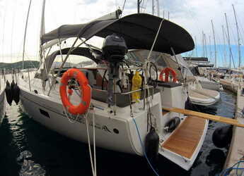 Rent a sailboat in Marina Frapa - Hanse 455