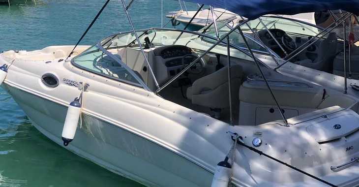 Louer bateau à moteur à Santa Ponsa - Sea Ray 240 Sundeck (Only Day Charter)