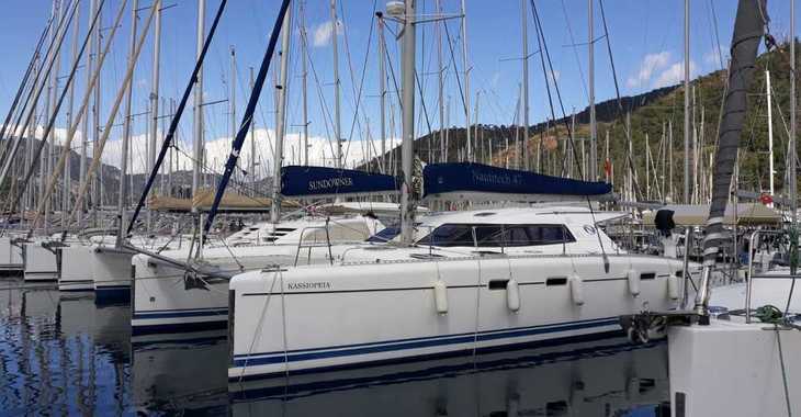 Rent a catamaran in Netsel Marina - Nautitech 47