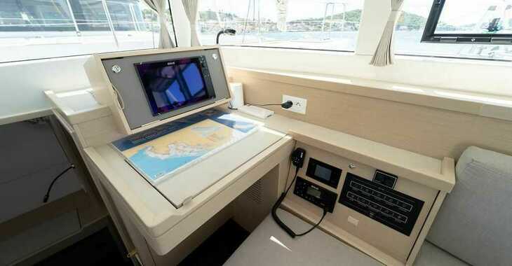 Rent a catamaran in Marina Frapa - Lagoon 40 Owner Version