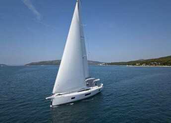 Chartern Sie segelboot in SCT Marina Trogir - Oceanis 51.1