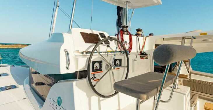 Chartern Sie katamaran in SCT Marina Trogir - Lagoon 42