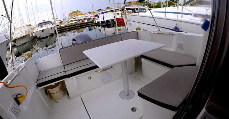 Rent a motorboat in Zadar Marina - Merry Fisher 695