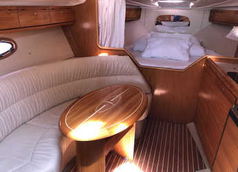 Chartern Sie motorboot in Zadar Marina - Bavaria 32 Sport