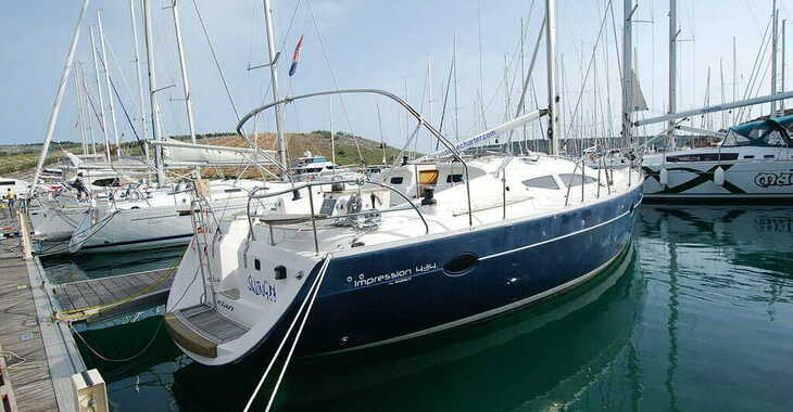 Rent a sailboat in Marina Baotić - Elan 434 Impression