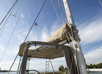 Alquilar catamarán en Keramoti Marina - Bali 4.0