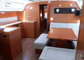 Rent a sailboat in Mandraki - Bavaria 51 - Cruiser